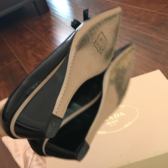 Prada classy logo pointed toe pump - Picture 8 of 8